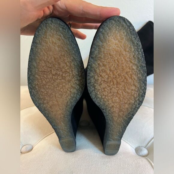 Stuart Weitzman Over-The-Knee Suede Boots, Size 7 - Picture 5 of 11